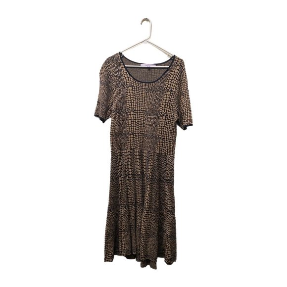 Luxe by Carmen Marc Valvo Sweater Dress with Camel Scoop Neck, 1X, Pre-Owned - Picture 3 of 7